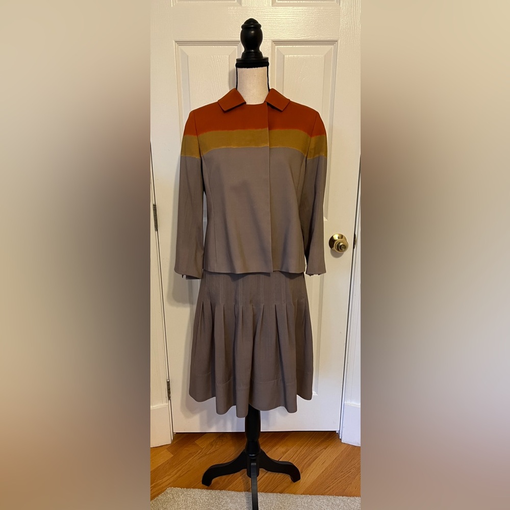 AKRIS PUNTO Vintage Cap Sleeve 2-Piece Dress Suit & Jacket Size 8 *EUC*